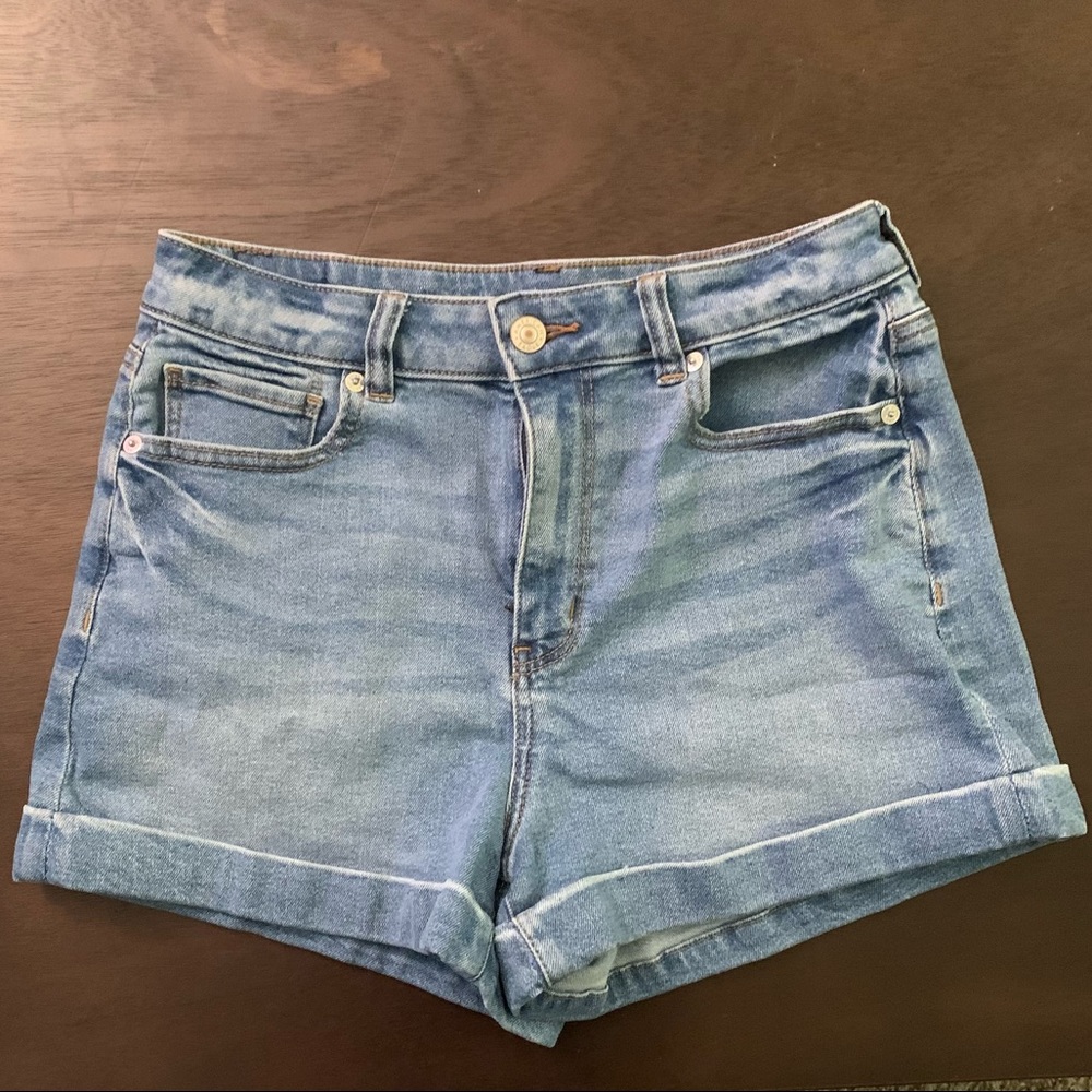 AE Mom Shorts